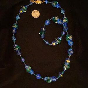 Vintage Vendome blue & green sparkling necklace🦋